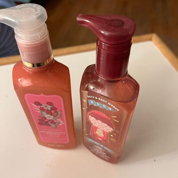 BBW Gel Hand Soap Bundle Brambleberry Harvest & Pink Gumball 8 oz - Picture 4 of 6